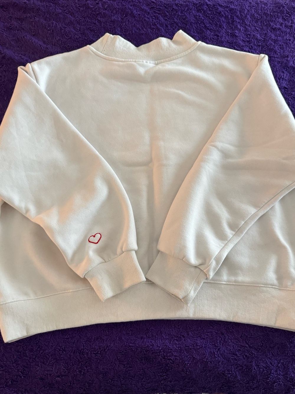 PARKE Valentine’s Day mockneck 2024 - Picture 9 of 12